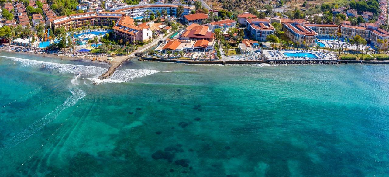 Ephesia Holiday Beach Club คูซาดาซี ภายนอก รูปภาพ