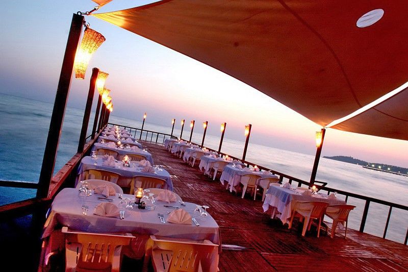 Ephesia Holiday Beach Club คูซาดาซี ภายนอก รูปภาพ